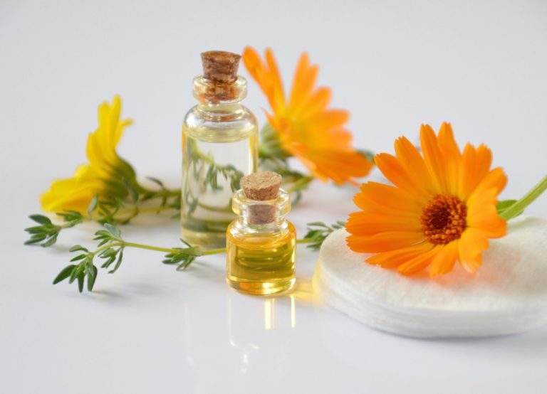 Initier et mettre en place les bases de l’aromathérapie en gériatrie – EHPAD